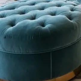 Blue hand-tufted velvet